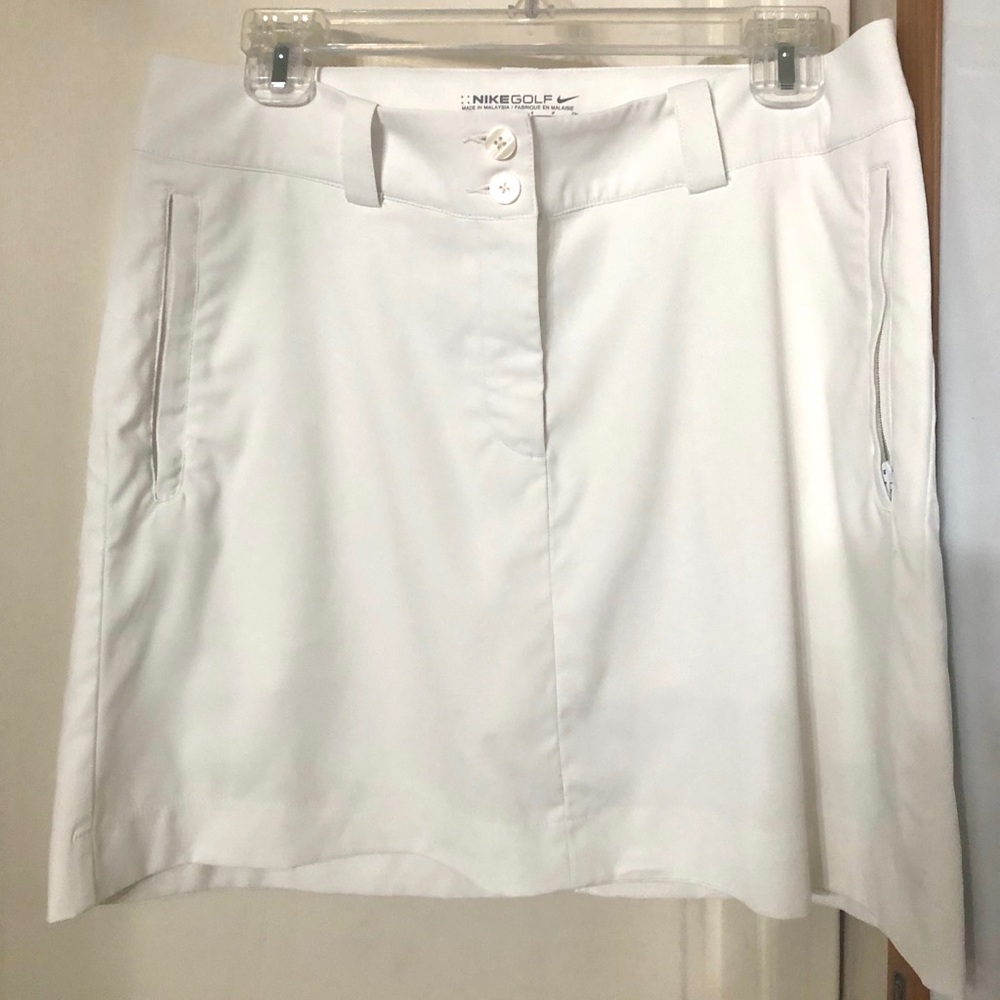 🏌️‍♀️Nike Dri-fit Golf Skort LIKE NEW